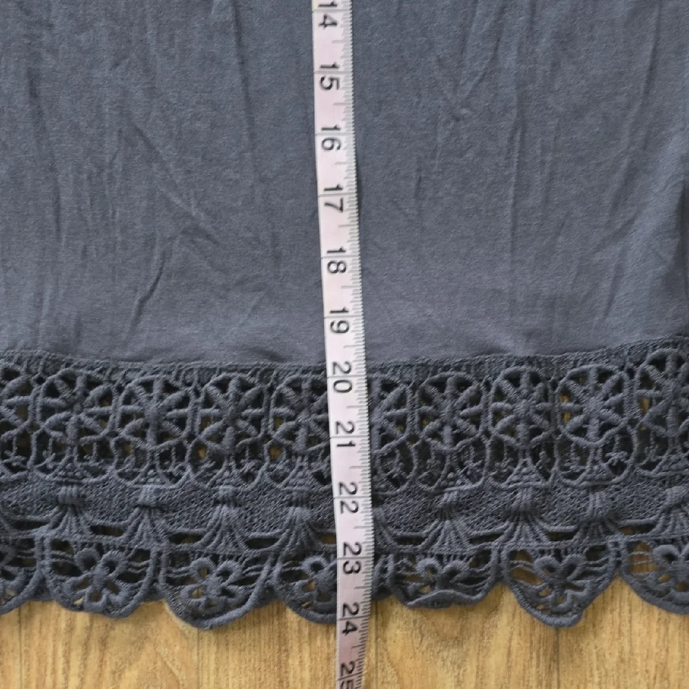 Monoreno Gray‎ Lace Trim Chemise